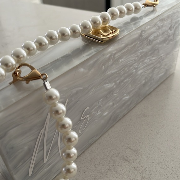 NEW “Mrs” Custom Acrylic Clutch - Picture 7 of 7